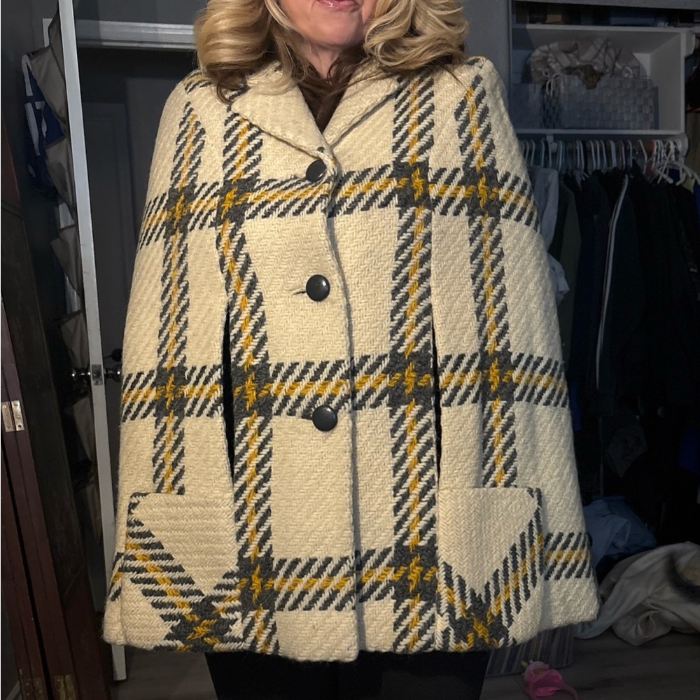 Vintage 1960s Mod Wool Poncho